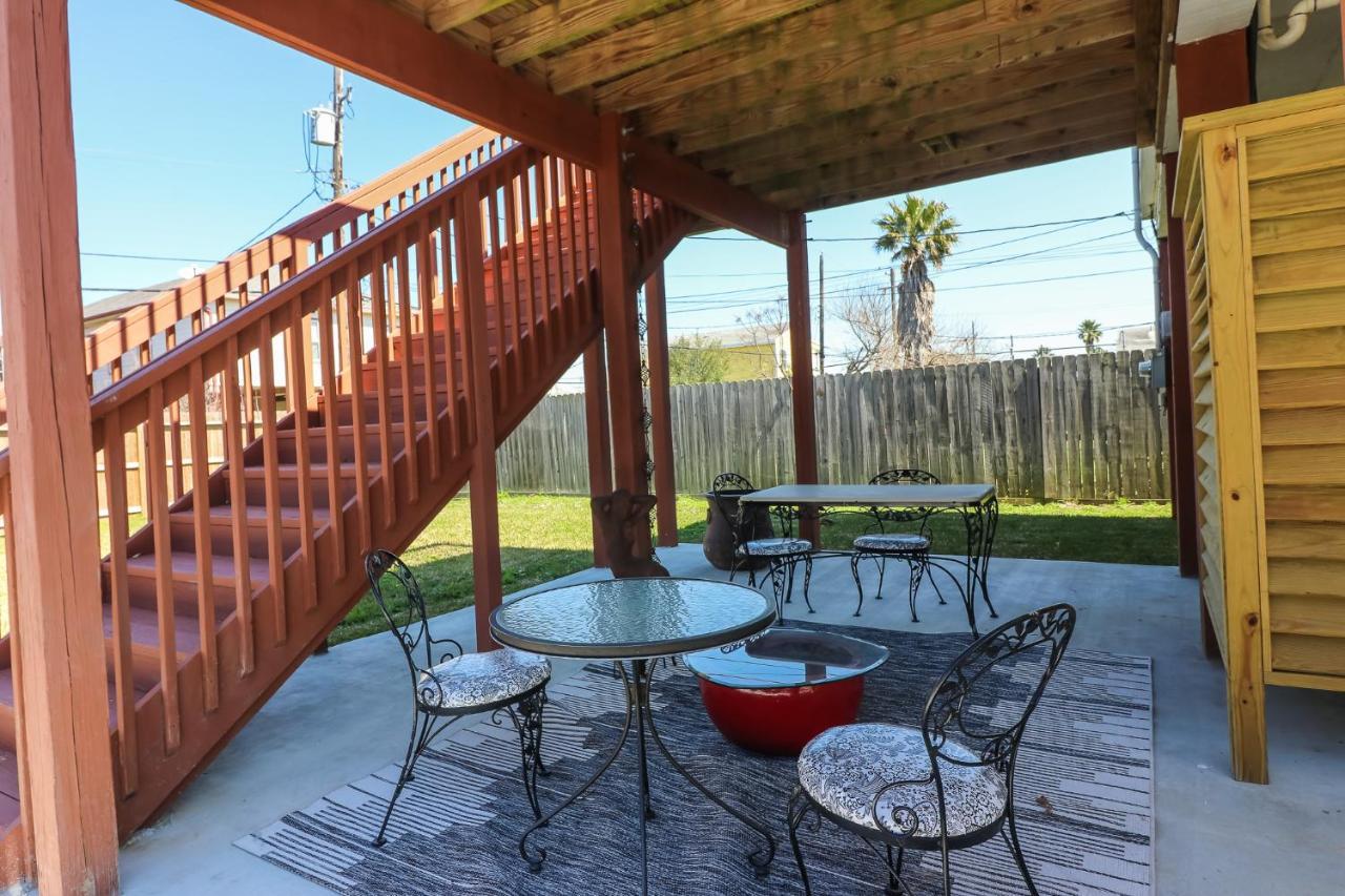 Perfect Location Spacious Yard Coffee Bar At This Lovely Beach Home Galveston Eksteriør billede