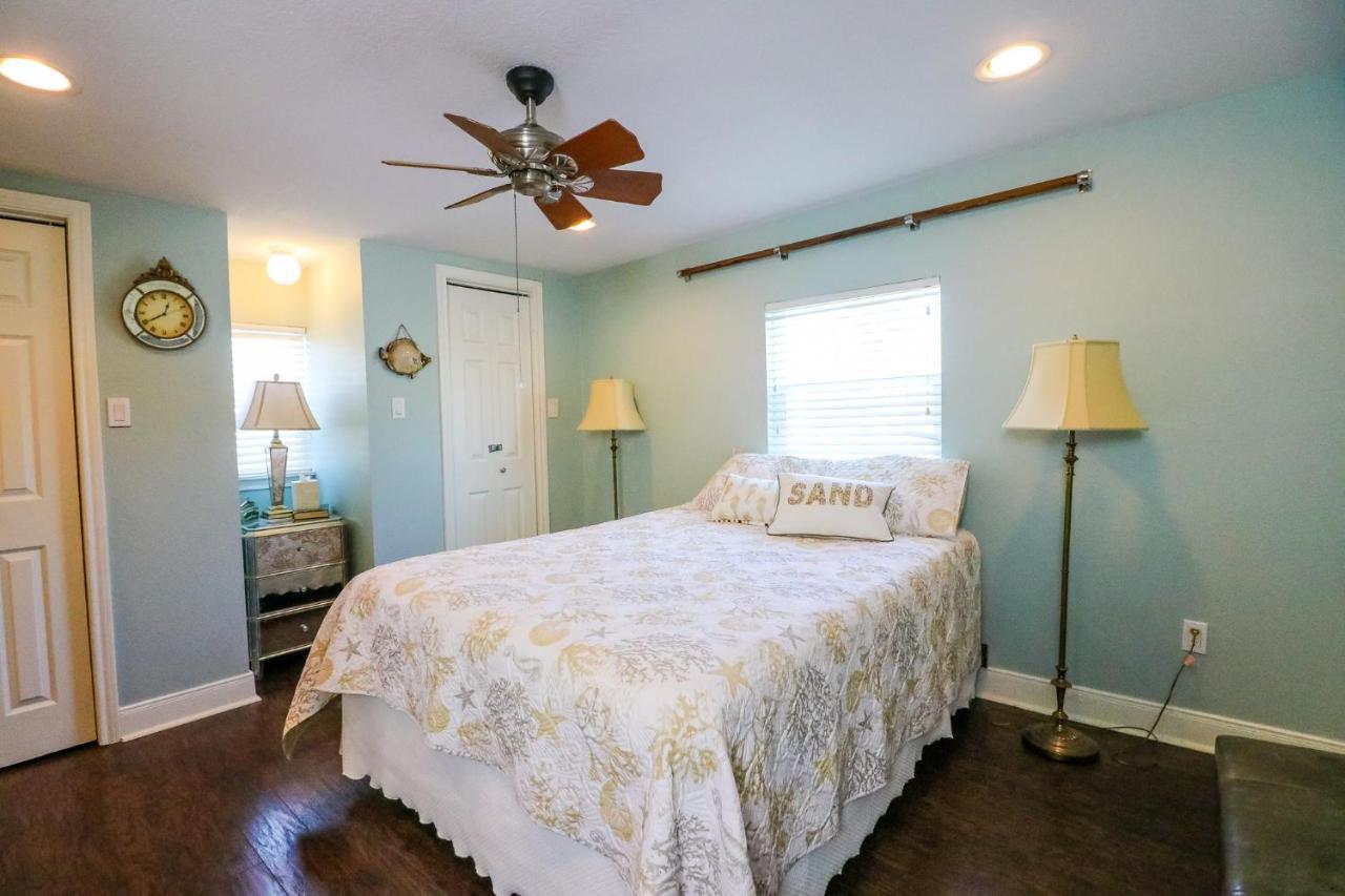 Perfect Location Spacious Yard Coffee Bar At This Lovely Beach Home Galveston Eksteriør billede